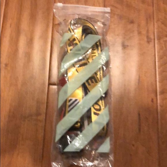 *RESTOCKED* Off-White Yellow Industrial Belt - Picture 4 of 5